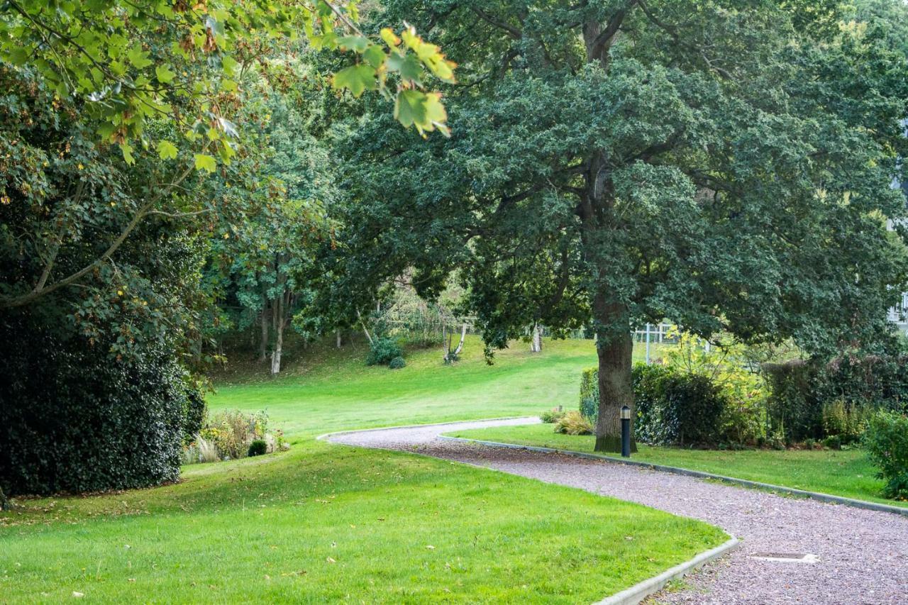 Les charmes Du Bosquet Parc d'Amour et Nature Parking Privé Sécurisé Étretat Exterior foto